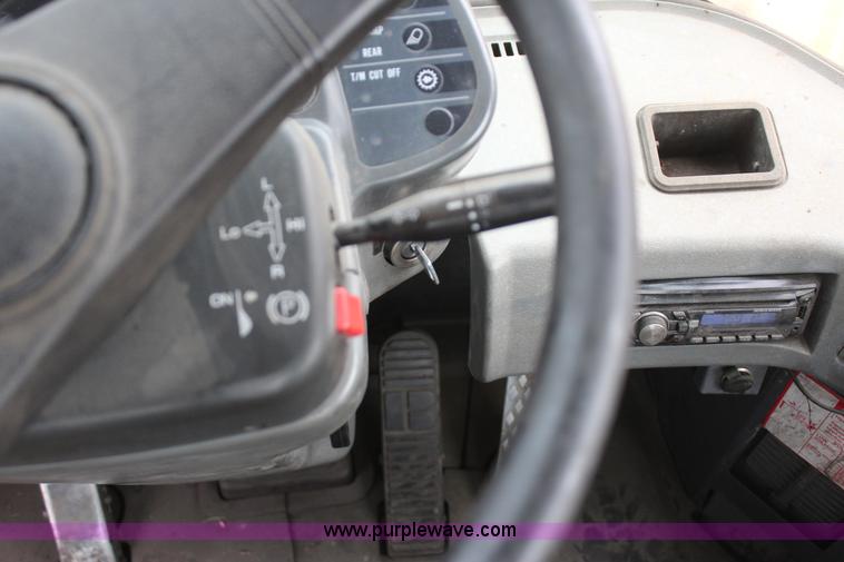 image for item J7572 2002 Komatsu WA500-3Lk wheel loader