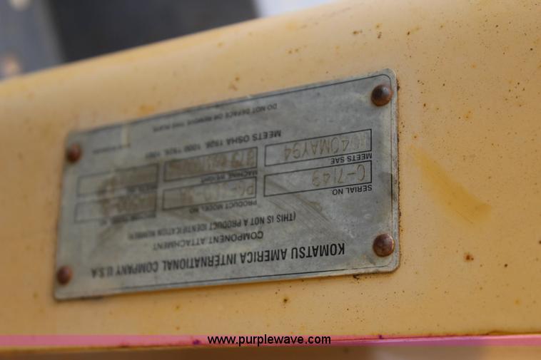 image for item J7572 2002 Komatsu WA500-3Lk wheel loader