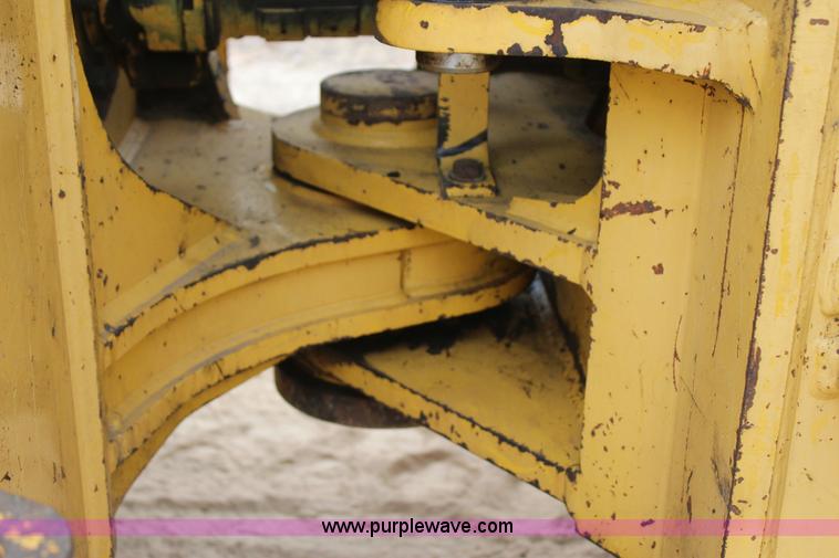image for item J7572 2002 Komatsu WA500-3Lk wheel loader
