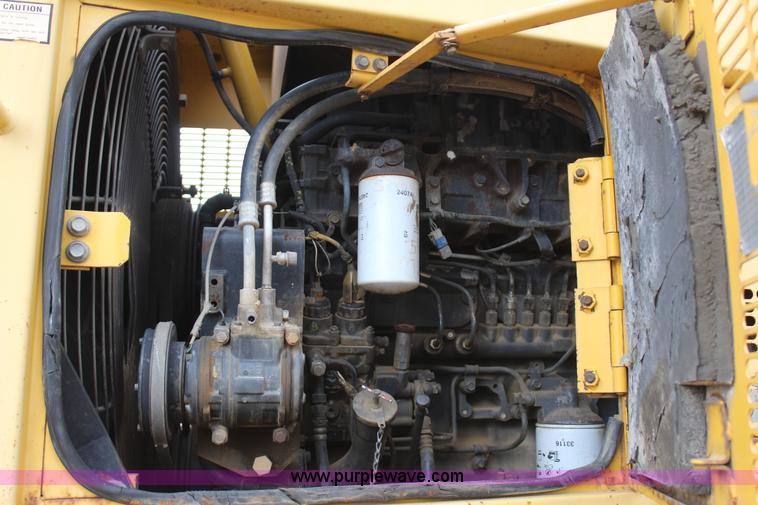 image for item J7572 2002 Komatsu WA500-3Lk wheel loader