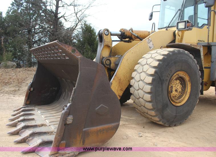 image for item J7573 2002 Komatsu WA500-3Lk wheel loader