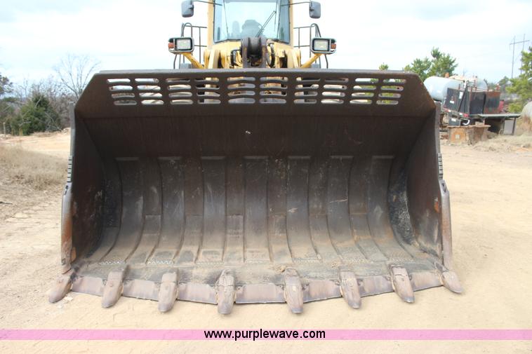 image for item J7573 2002 Komatsu WA500-3Lk wheel loader