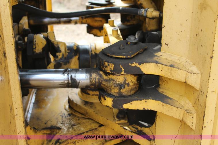 image for item J7573 2002 Komatsu WA500-3Lk wheel loader