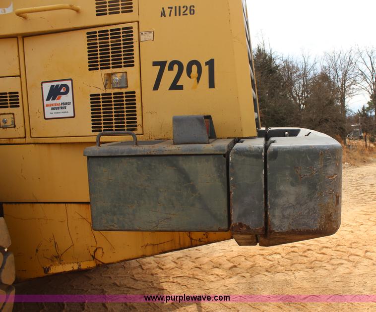 image for item J7573 2002 Komatsu WA500-3Lk wheel loader