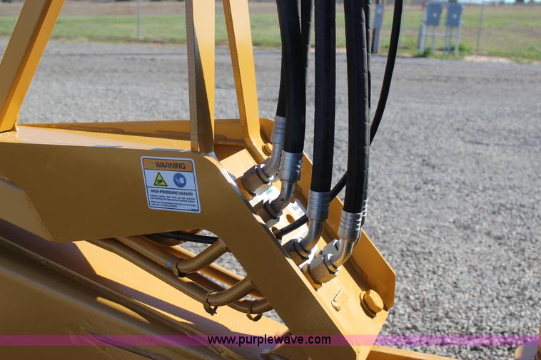 image for item J7702 2012 K-tec 1233 scraper