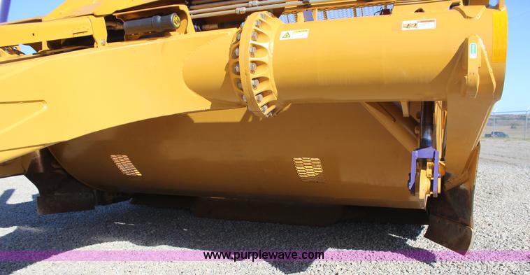 image for item J7702 2012 K-tec 1233 scraper