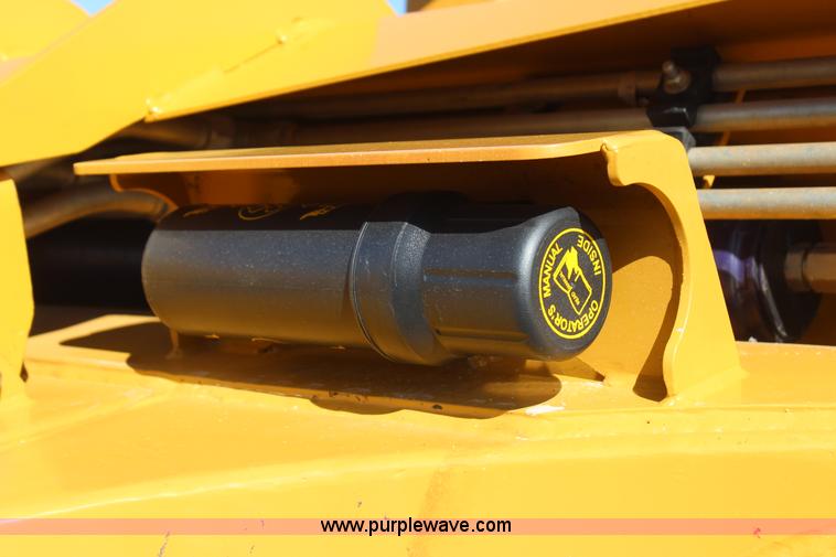 image for item J7702 2012 K-tec 1233 scraper