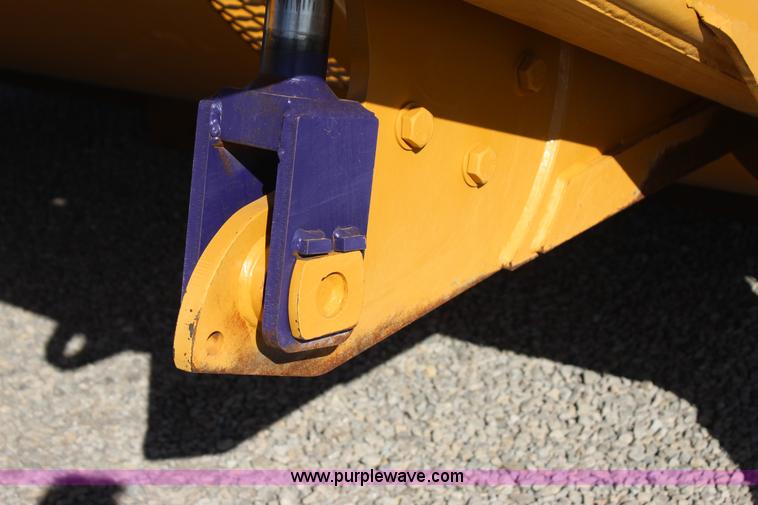 image for item J7702 2012 K-tec 1233 scraper