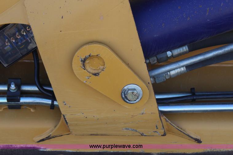 image for item J7702 2012 K-tec 1233 scraper