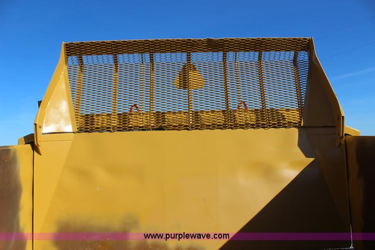 image for item J7702 2012 K-tec 1233 scraper