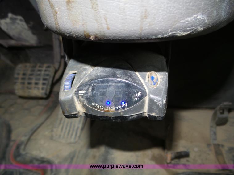 image for item J8965 2006 Freightliner Business Class M2 service truck