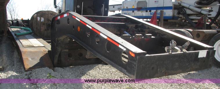 image for item J8972 2004 Mertz equipment trailer