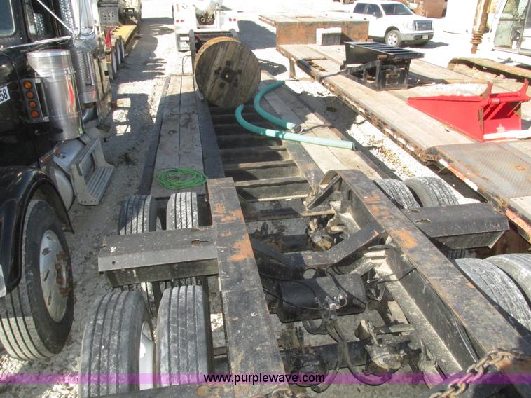 image for item J8972 2004 Mertz equipment trailer