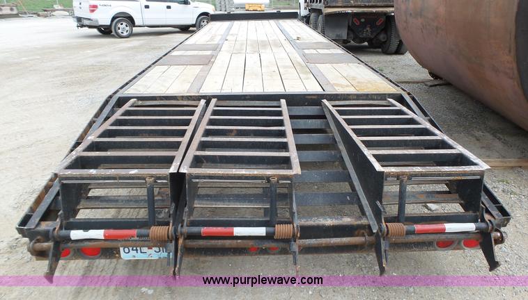 image for item J8981 2010 Elite equipment trailer