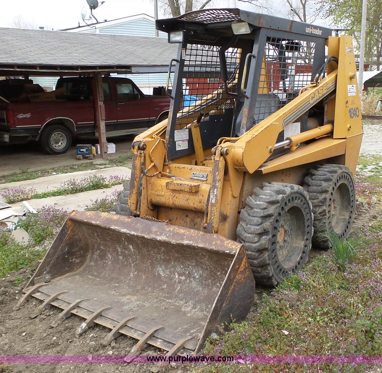 image for item J8983 1996 Case 1840 skid steer