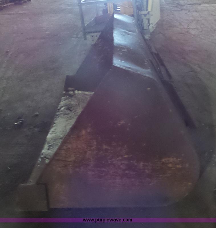 image for item K4573 1999 John Deere 240 skid steer