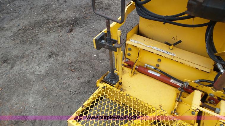 image for item K4628 2013 Salsco Trackpaver TP411 asphalt paver