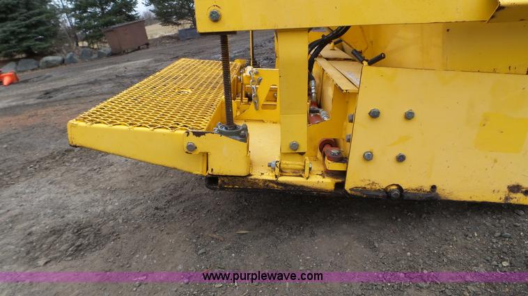 image for item K4628 2013 Salsco Trackpaver TP411 asphalt paver