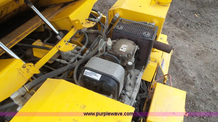 image for item K4628 2013 Salsco Trackpaver TP411 asphalt paver