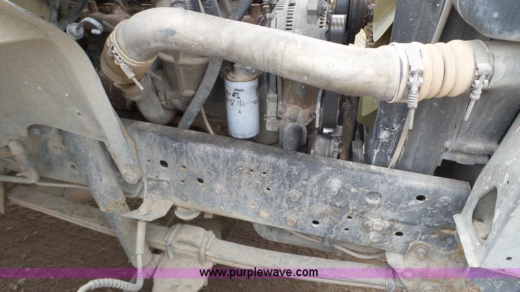 image for item K4632 1998 Ford F800 flatbed truck