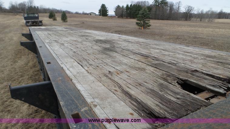 image for item K4633 2001 Trail King TK70HT drop deck hydra tail trailer