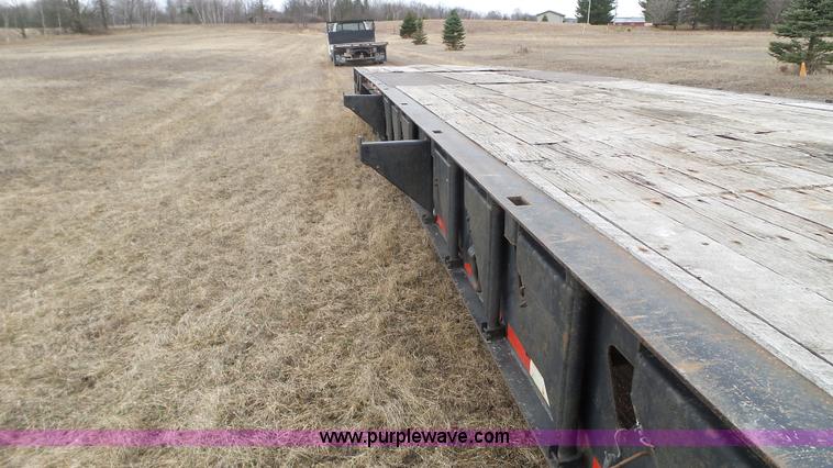 image for item K4633 2001 Trail King TK70HT drop deck hydra tail trailer