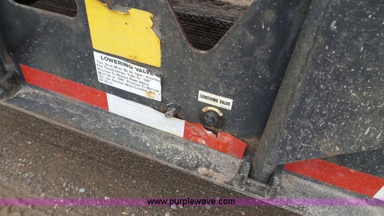 image for item K4633 2001 Trail King TK70HT drop deck hydra tail trailer