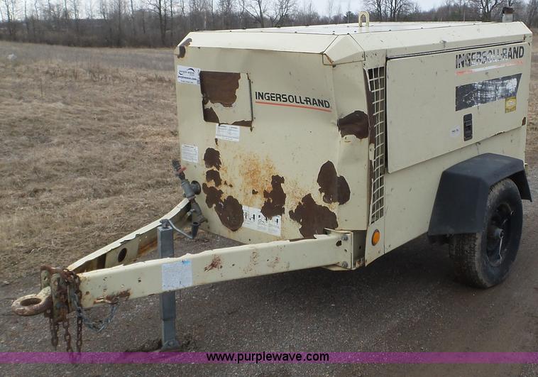 image for item K4634 1999 Ingersoll Rand P250 WJD air compressor