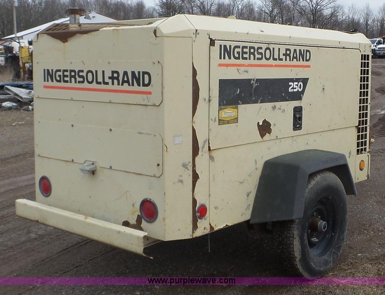 image for item K4634 1999 Ingersoll Rand P250 WJD air compressor