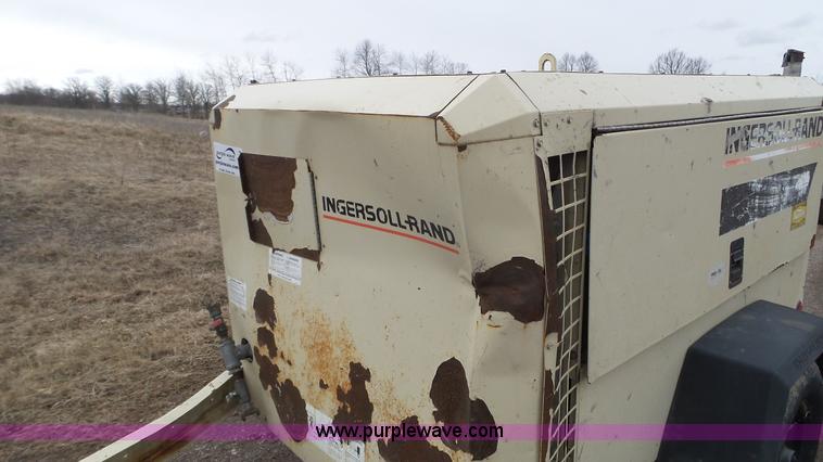 image for item K4634 1999 Ingersoll Rand P250 WJD air compressor