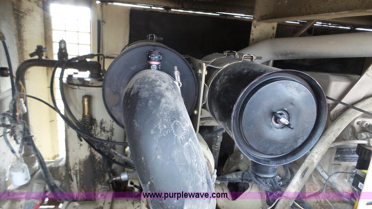 image for item K4634 1999 Ingersoll Rand P250 WJD air compressor