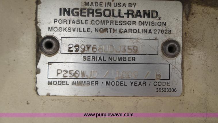 image for item K4634 1999 Ingersoll Rand P250 WJD air compressor