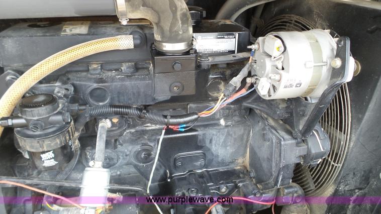 image for item K4636 2002 Atlas Copco XAS96U air compressor