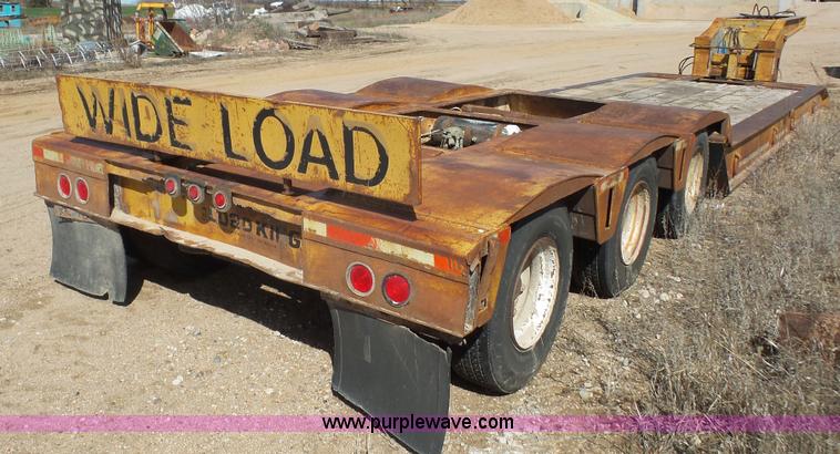 image for item K5029 1987 Load King PHD70/90-3 equipment trailer