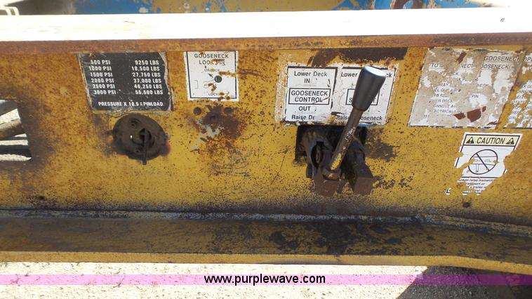 image for item K5029 1987 Load King PHD70/90-3 equipment trailer