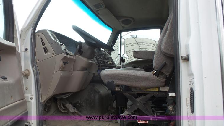 image for item K5118 2008 Sterling L9500 dump truck