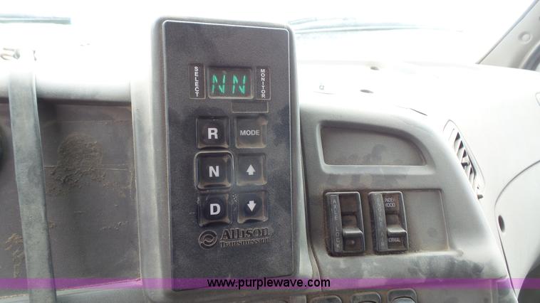 image for item K5118 2008 Sterling L9500 dump truck