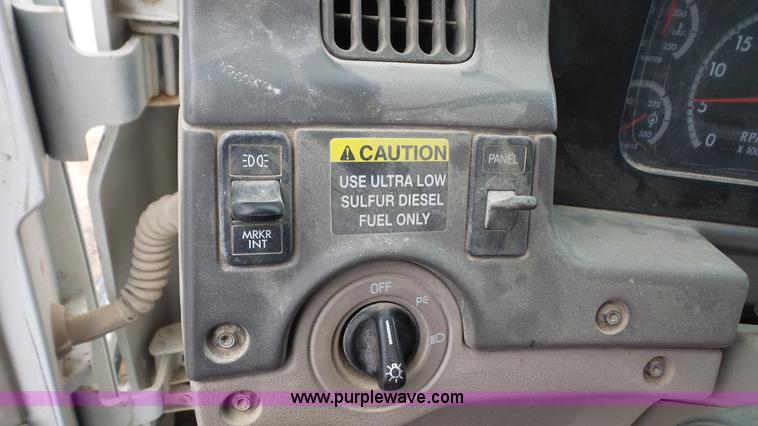 image for item K5118 2008 Sterling L9500 dump truck