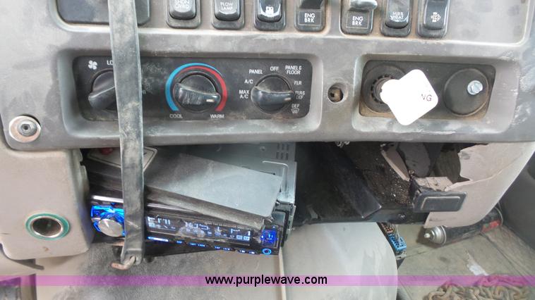 image for item K5118 2008 Sterling L9500 dump truck