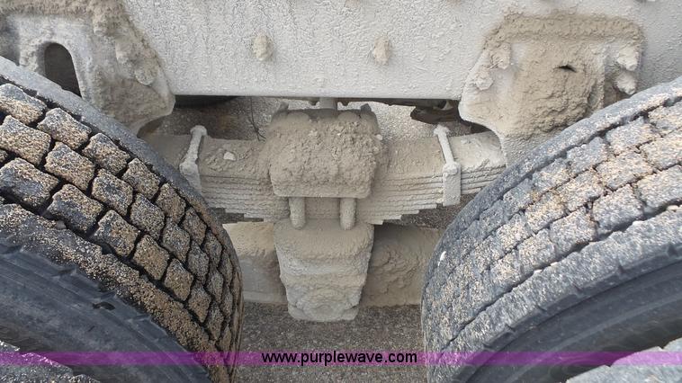 image for item K5118 2008 Sterling L9500 dump truck