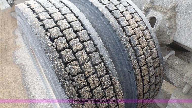 image for item K5118 2008 Sterling L9500 dump truck