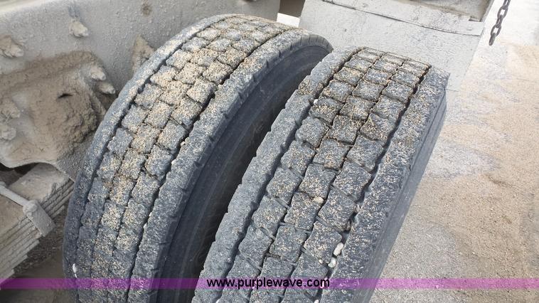 image for item K5118 2008 Sterling L9500 dump truck