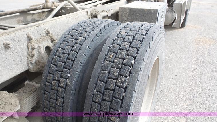 image for item K5118 2008 Sterling L9500 dump truck