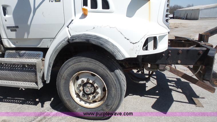 image for item K5118 2008 Sterling L9500 dump truck