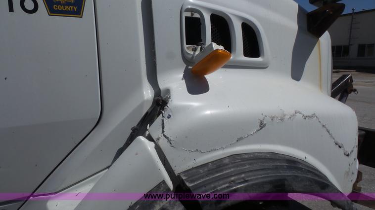 image for item K5118 2008 Sterling L9500 dump truck