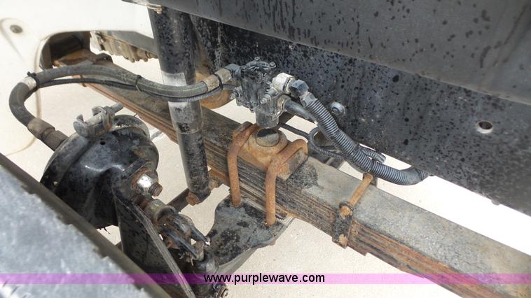 image for item K5150 2001 Freightliner FL70 bucket truck