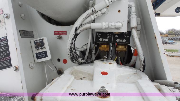 image for item K5150 2001 Freightliner FL70 bucket truck