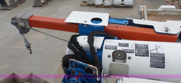 image for item K5150 2001 Freightliner FL70 bucket truck