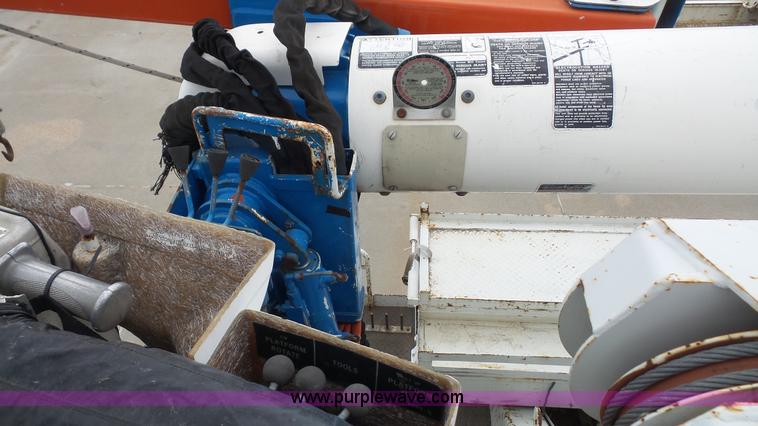 image for item K5150 2001 Freightliner FL70 bucket truck