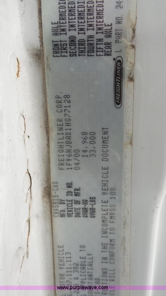 image for item K5150 2001 Freightliner FL70 bucket truck